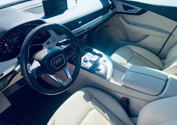 Audi Q7 cena 169700 przebieg: 53400, rok produkcji 2019 z Śrem małe 781